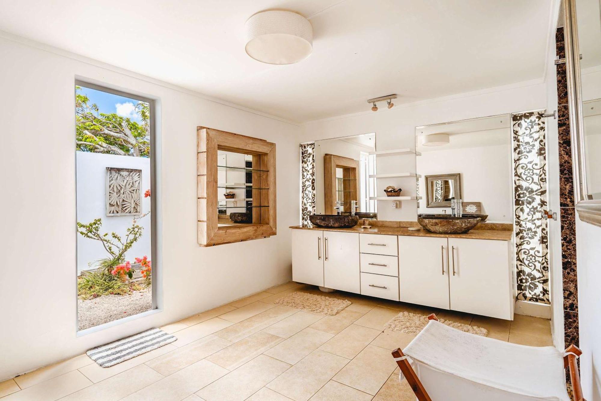 Harmony - Perfect At Grand-baie